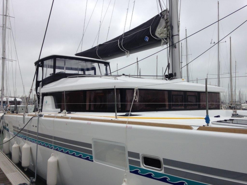Photo #19 - Lagoon 450 SporTop (Maui) in Mahe - 7837