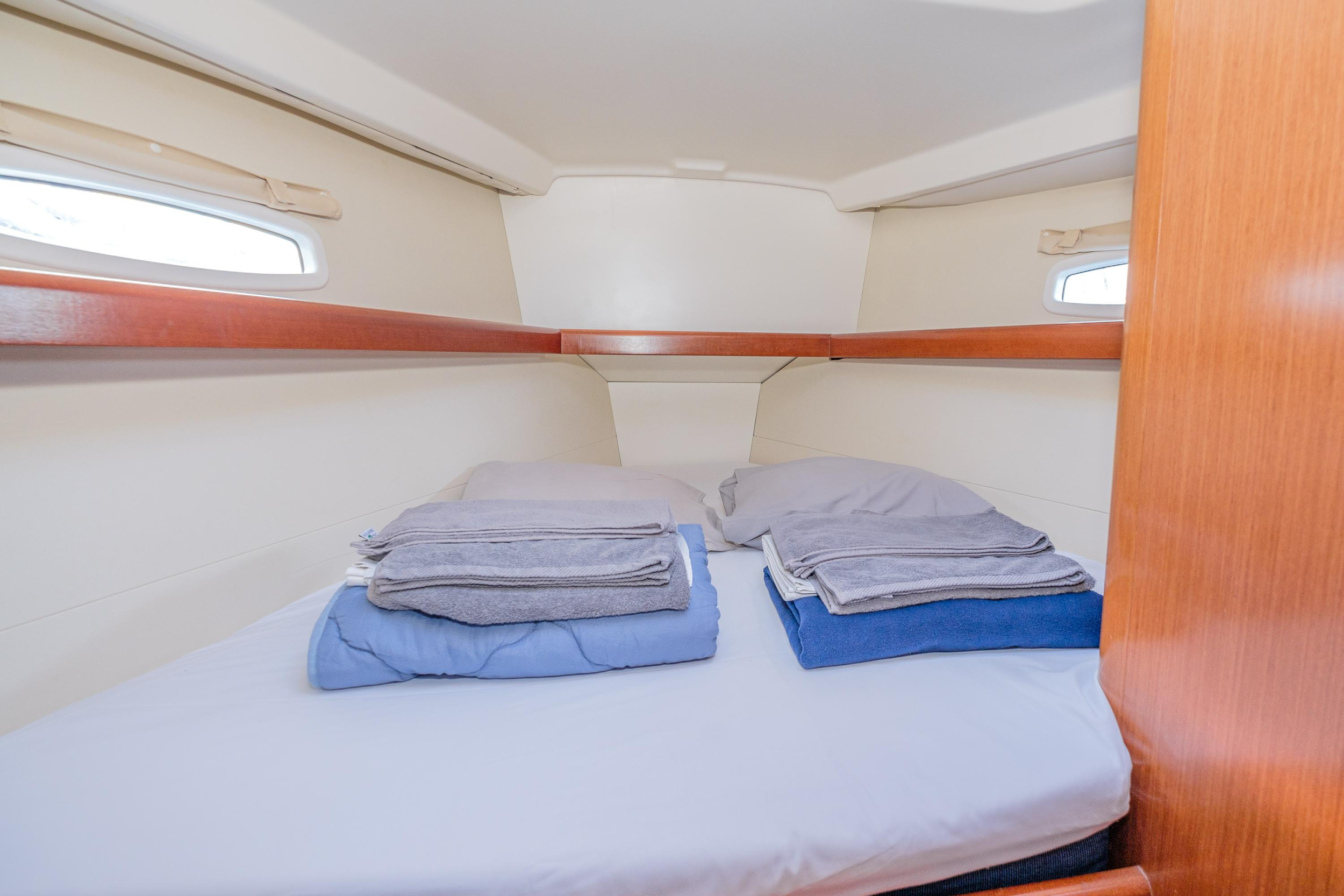 Photo #23 - Oceanis 43 (Belamour) in Kos - 21229