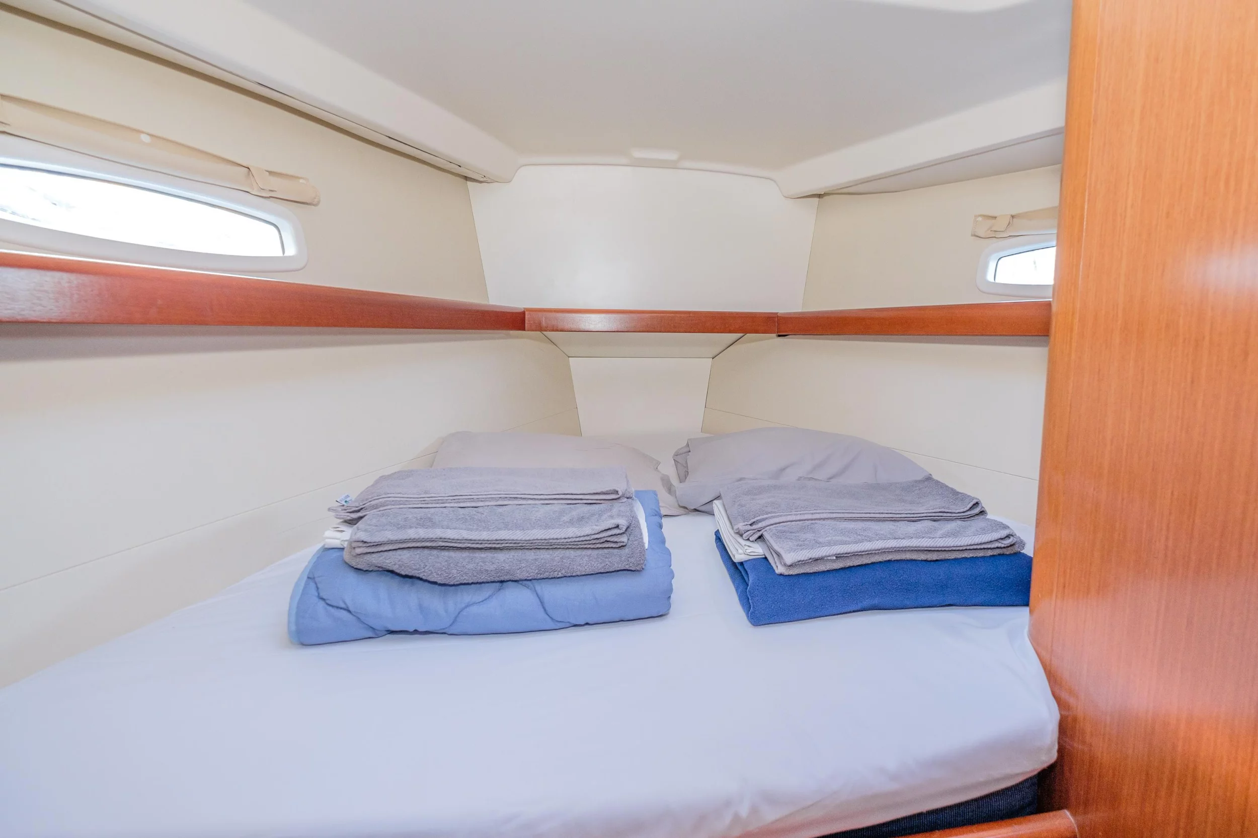 Oceanis 43 (Belamour)  - 22