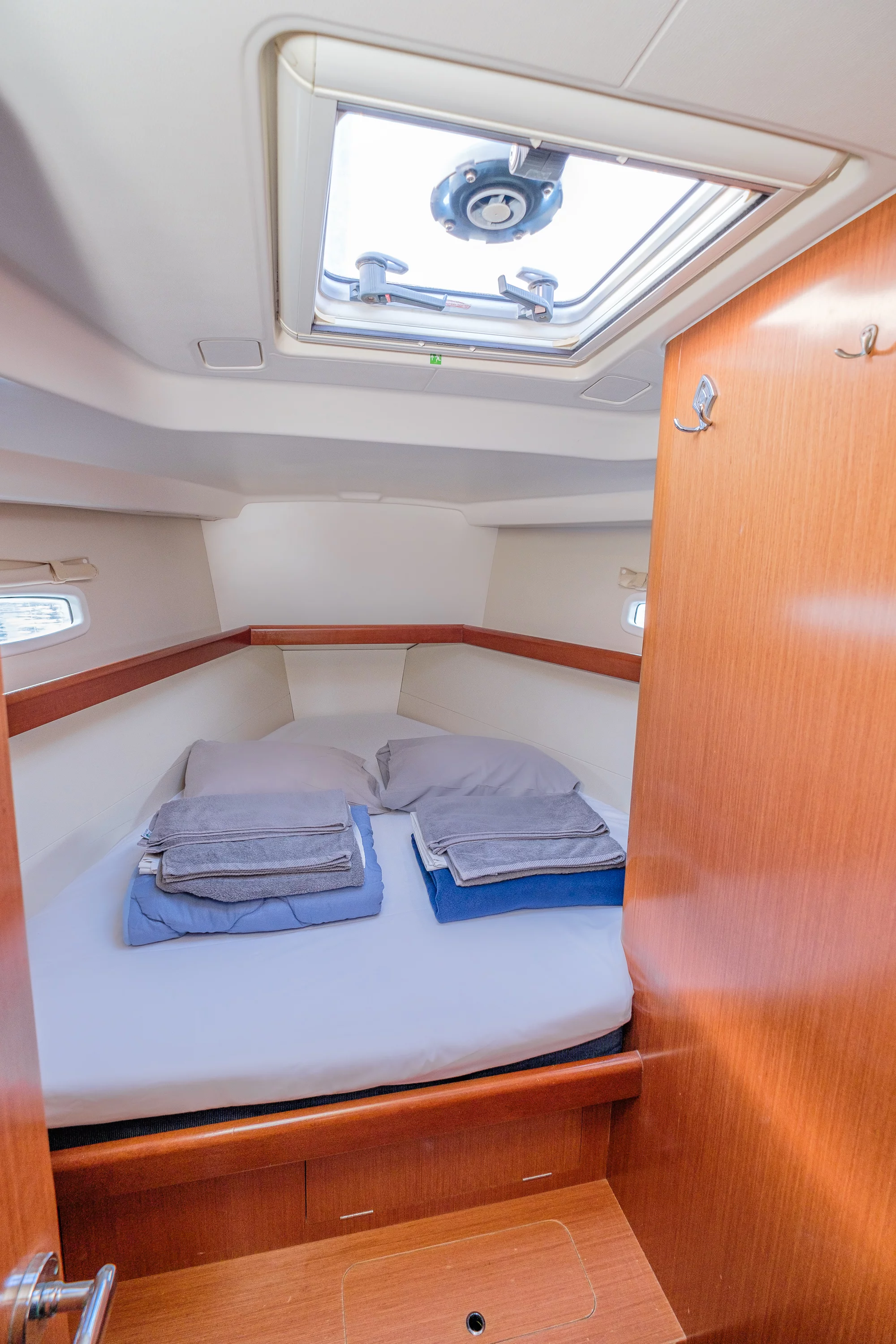 Oceanis 43 (Belamour)  - 2