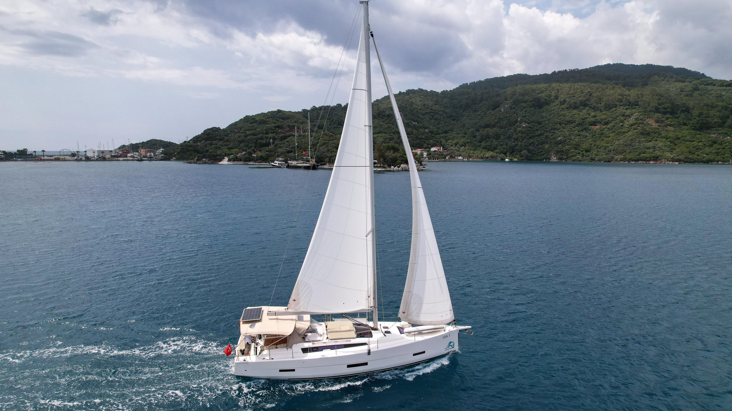 Photo #19 - Dufour 430 (Ida 1) in Marmaris - 19153