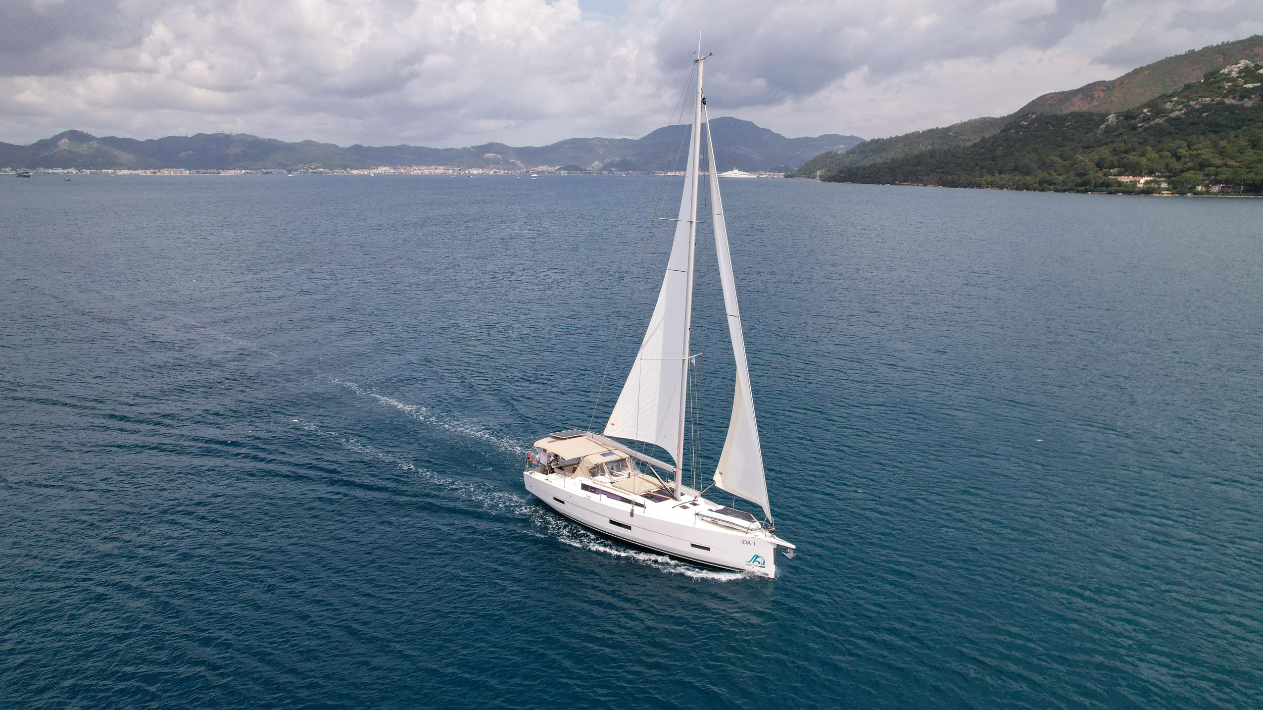 Photo #16 - Dufour 430 (Ida 1) in Marmaris - 19153