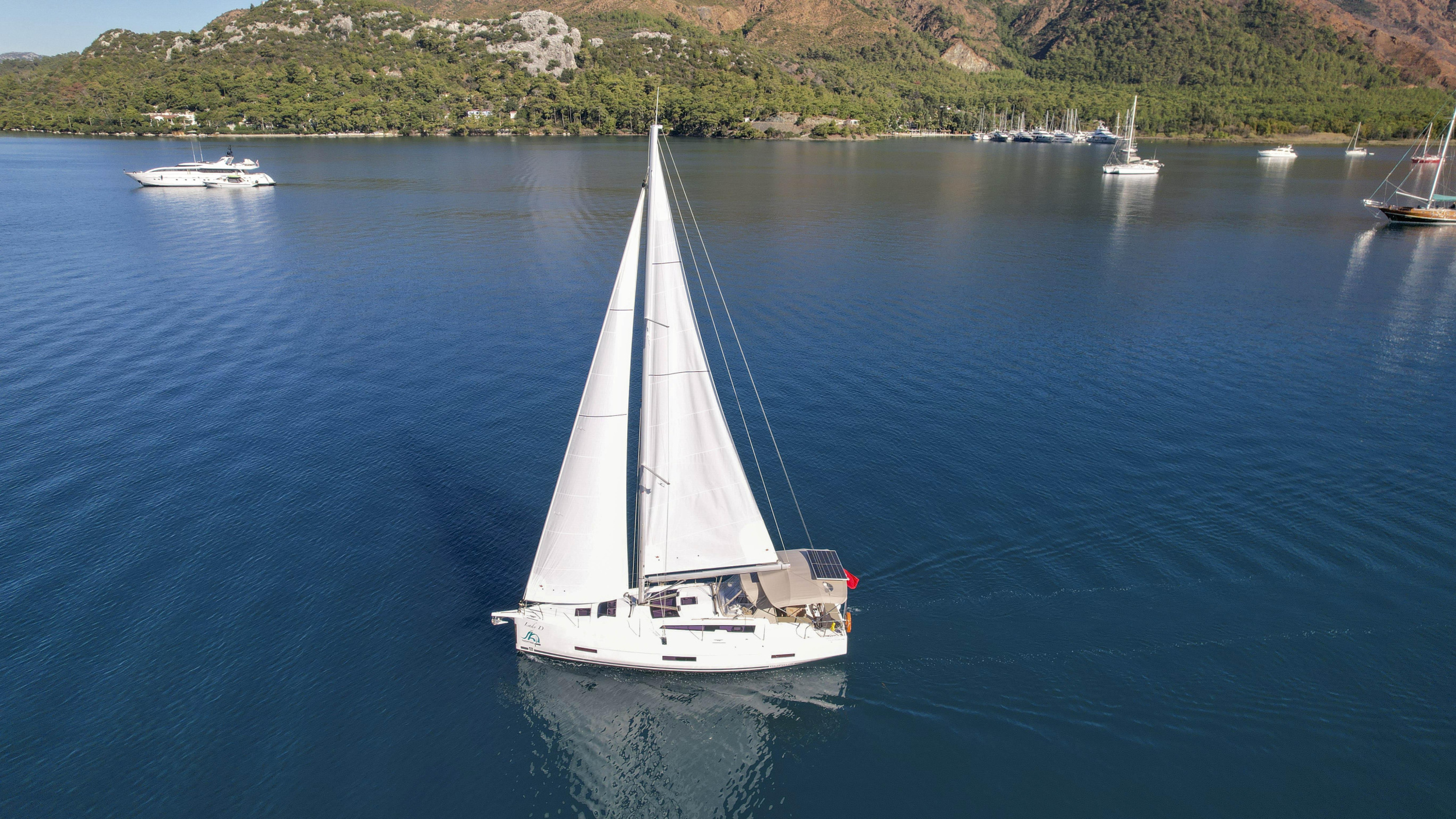 Photo #15 - Dufour 390 (Lady D) in Marmaris - 19168