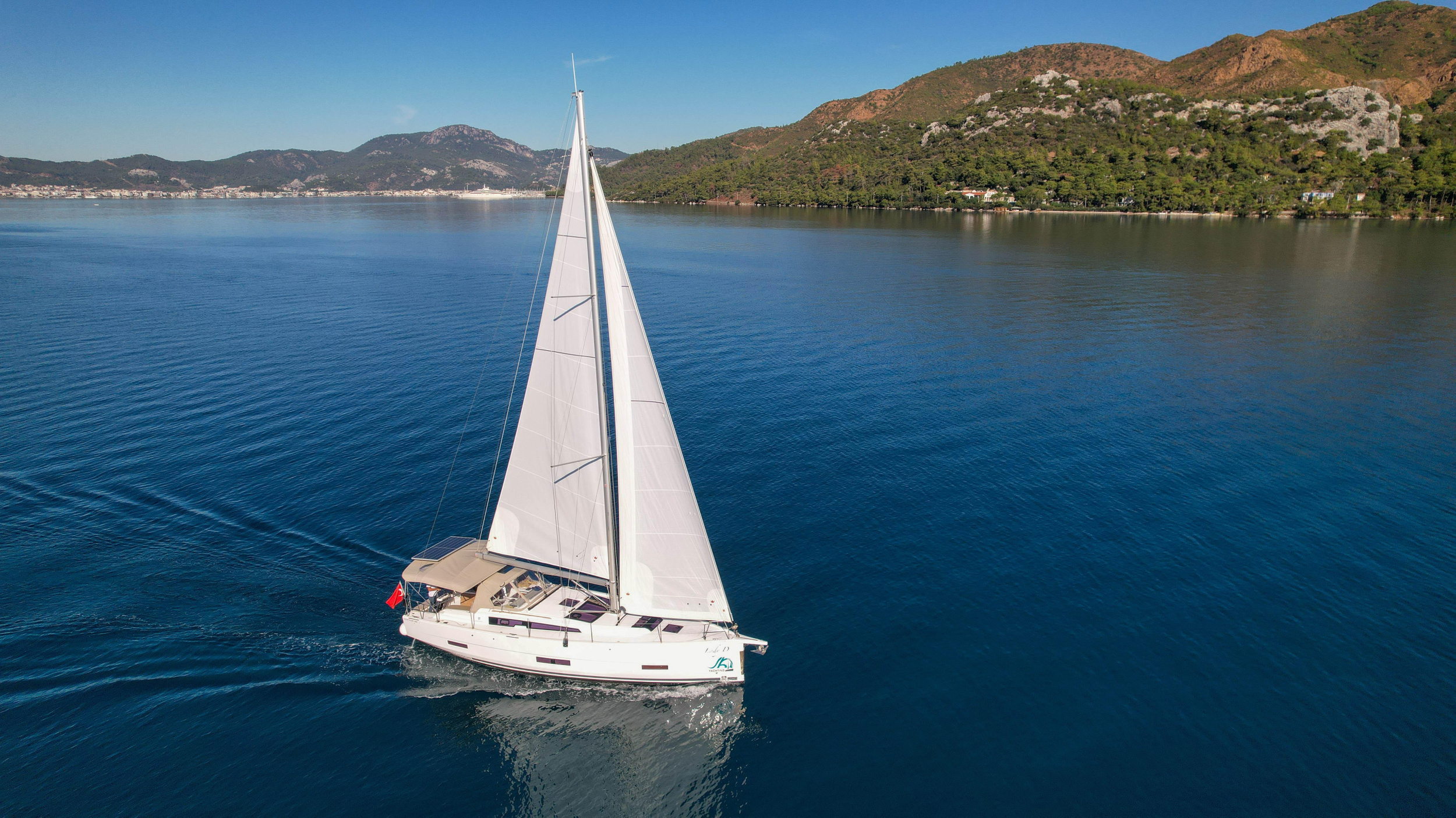 Photo #4 - Dufour 390 (Lady D) in Marmaris - 19168