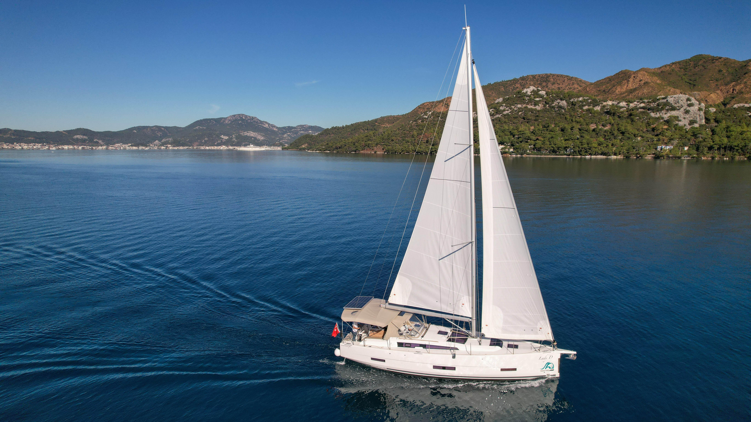 Photo #18 - Dufour 390 (Lady D) in Marmaris - 19168