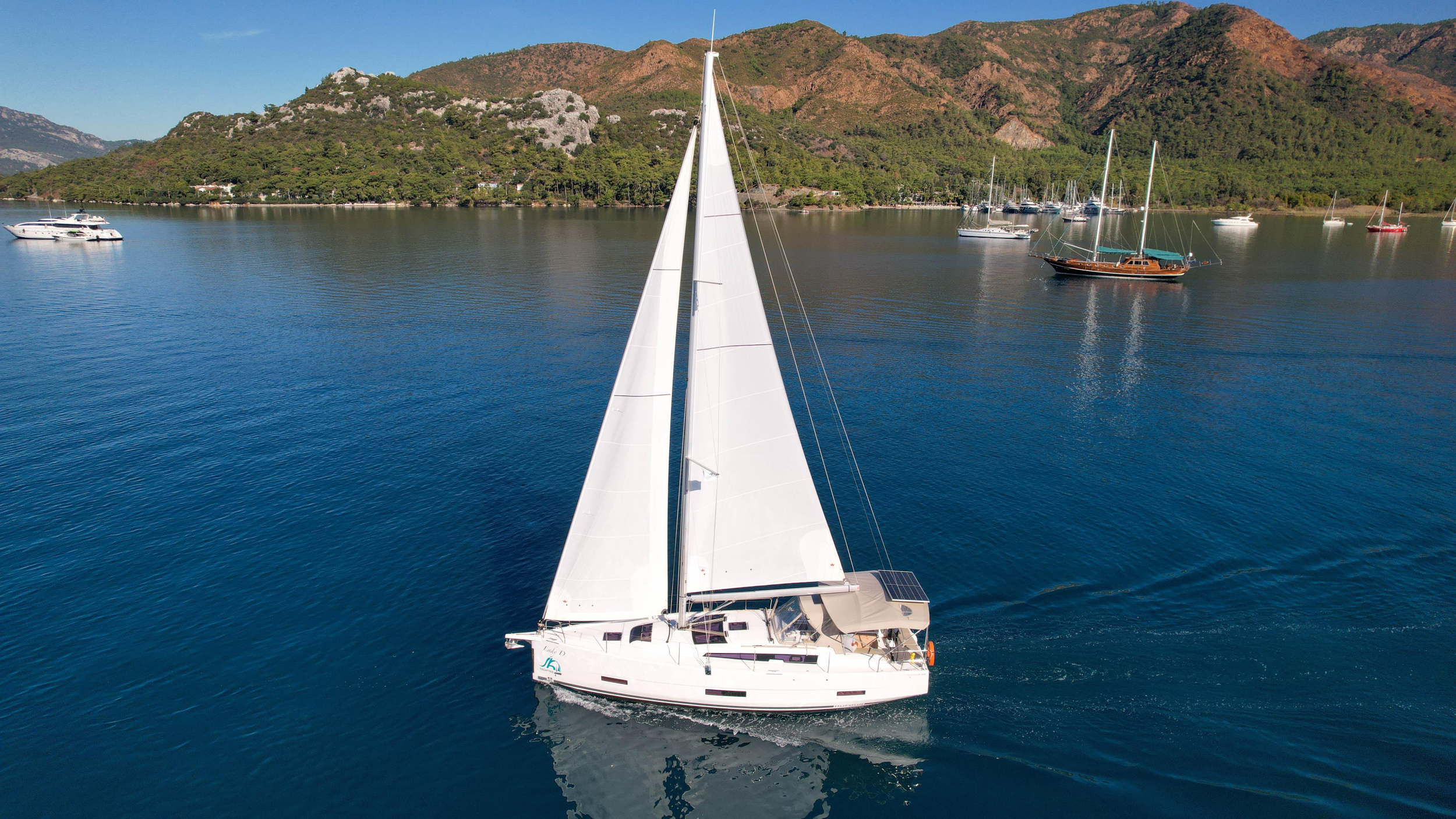 Photo #37 - Dufour 390 (Lady D) in Marmaris - 19168