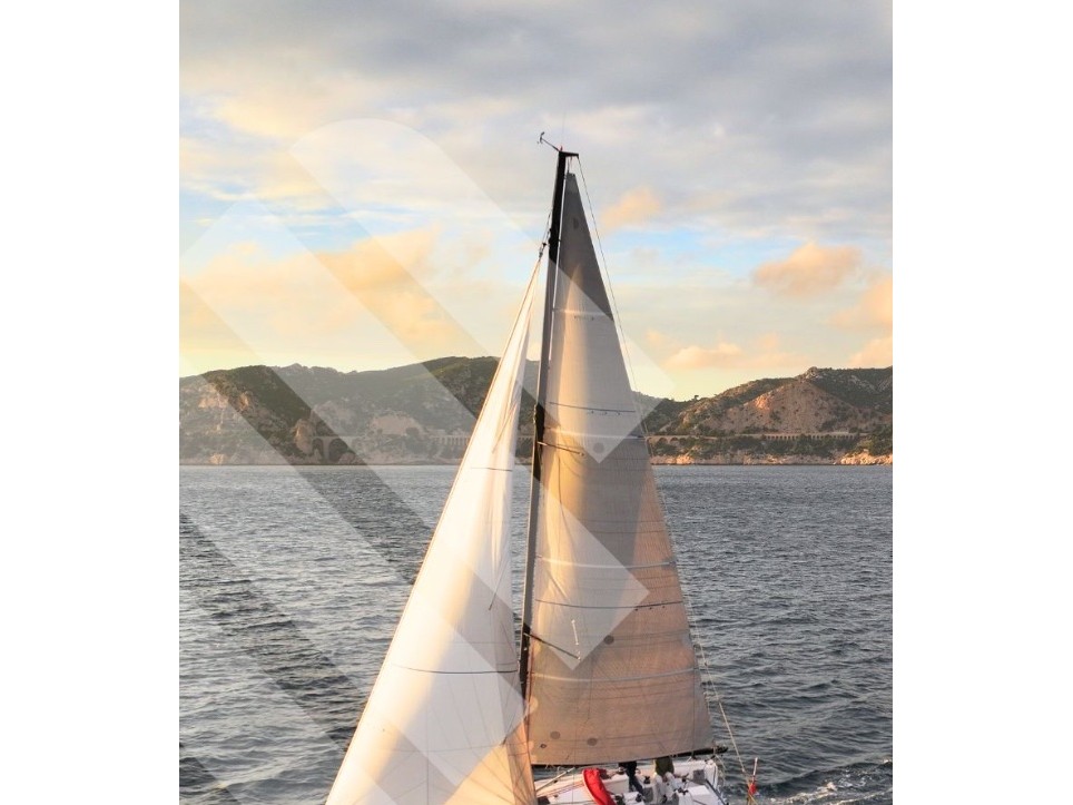 Photo #1 - Pogo 10.5 (Ginger) in Marseille - 23276