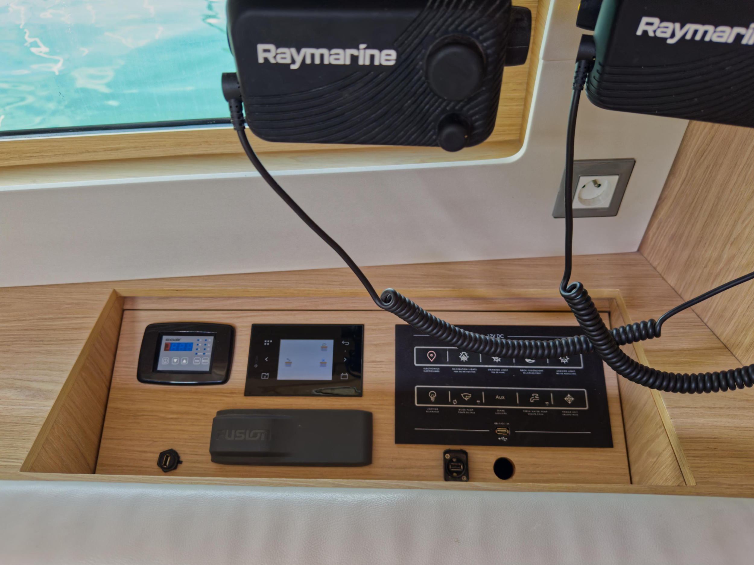 Photo #11 - Oceanis 46.1 (Sail Away (Refit 2025 - - Electric Heads)) en Athènes - 22707