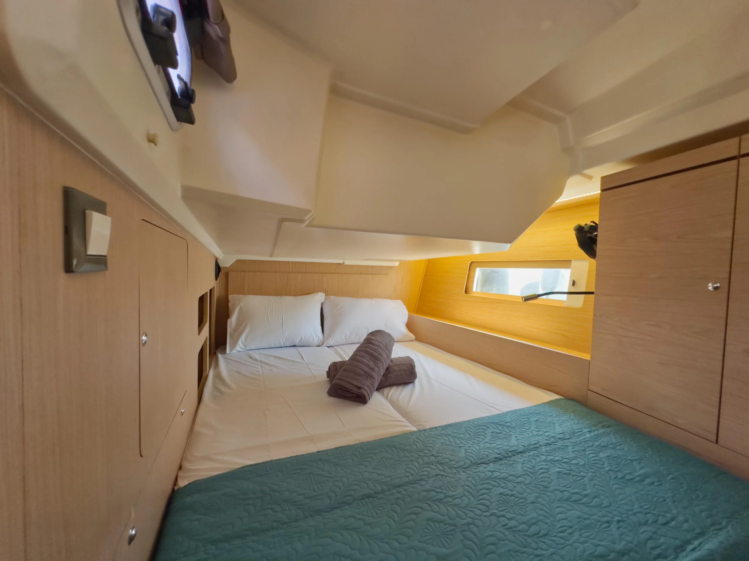 Oceanis 46.1 (Sail Away (Refit 2025 - - Electric Heads))  - 19