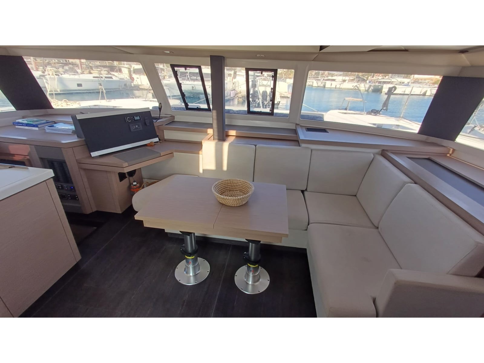 Photo #9 - Fountaine Pajot Astrea 42 (Cicada) in Lavrion - 18462