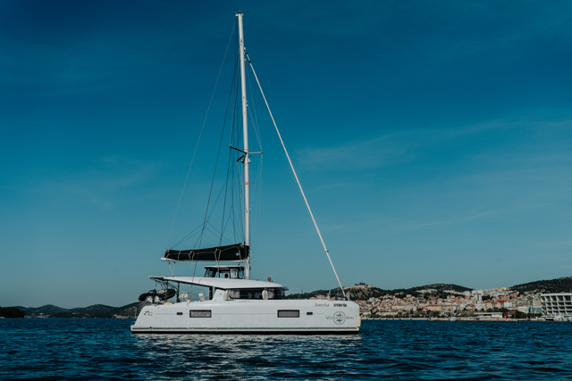 Photo #17 - Lagoon 42 (AMELIA) in Sibenik - 3916