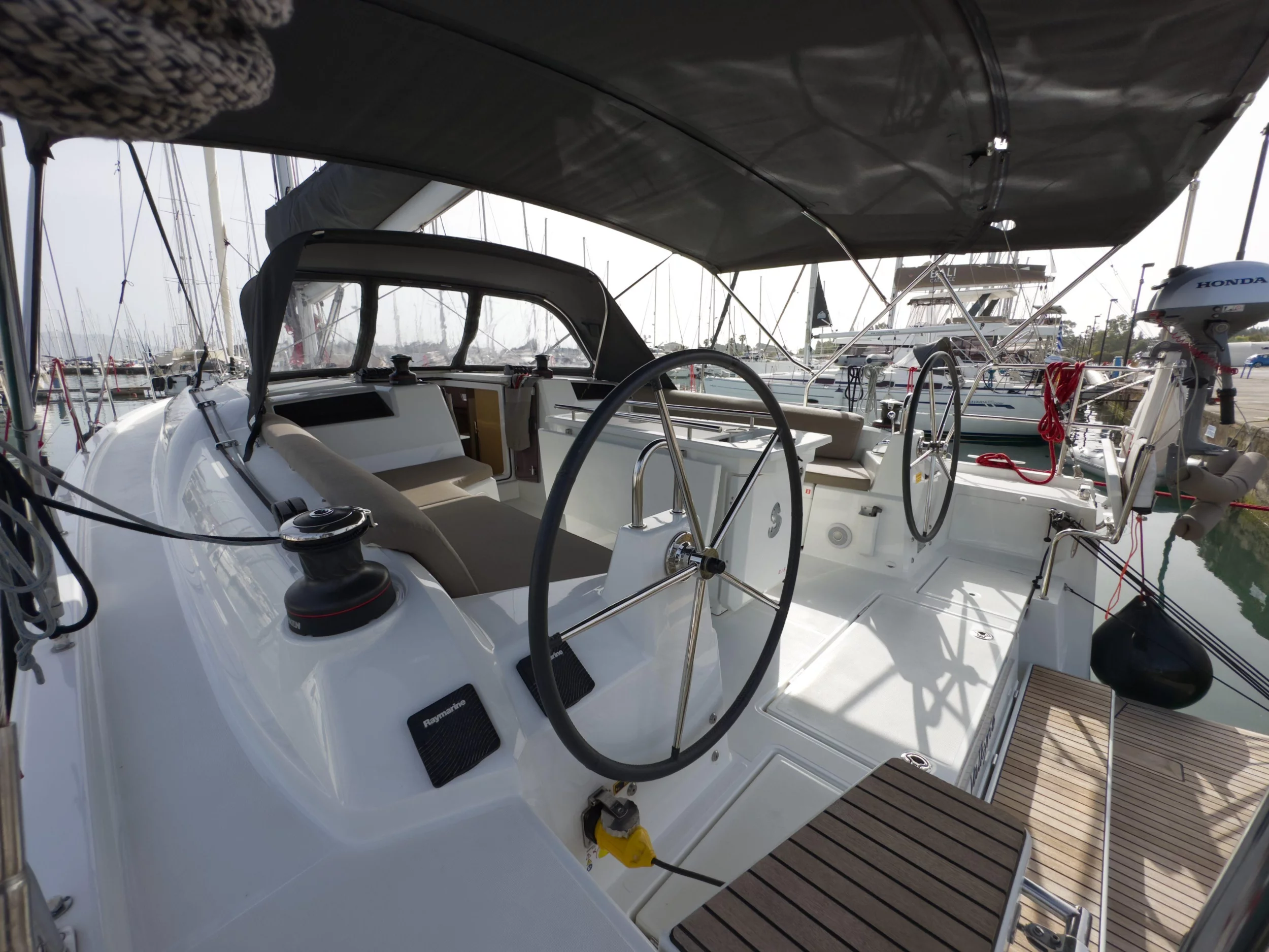 Oceanis 40.1 (Valkyrie)  - 15