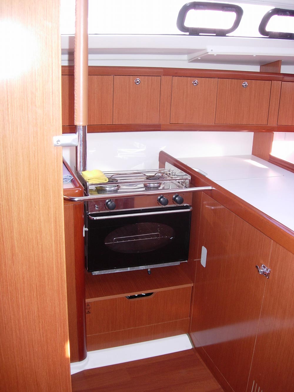 Photo #13 - Oceanis 37 (Tristaina) in Palamos - 21433