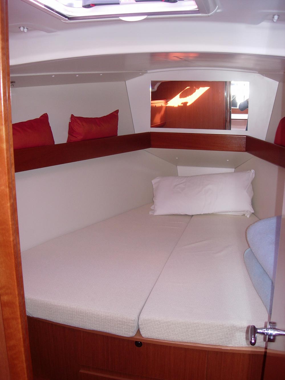 Photo #18 - Oceanis 37 (Tristaina) in Palamos - 21433