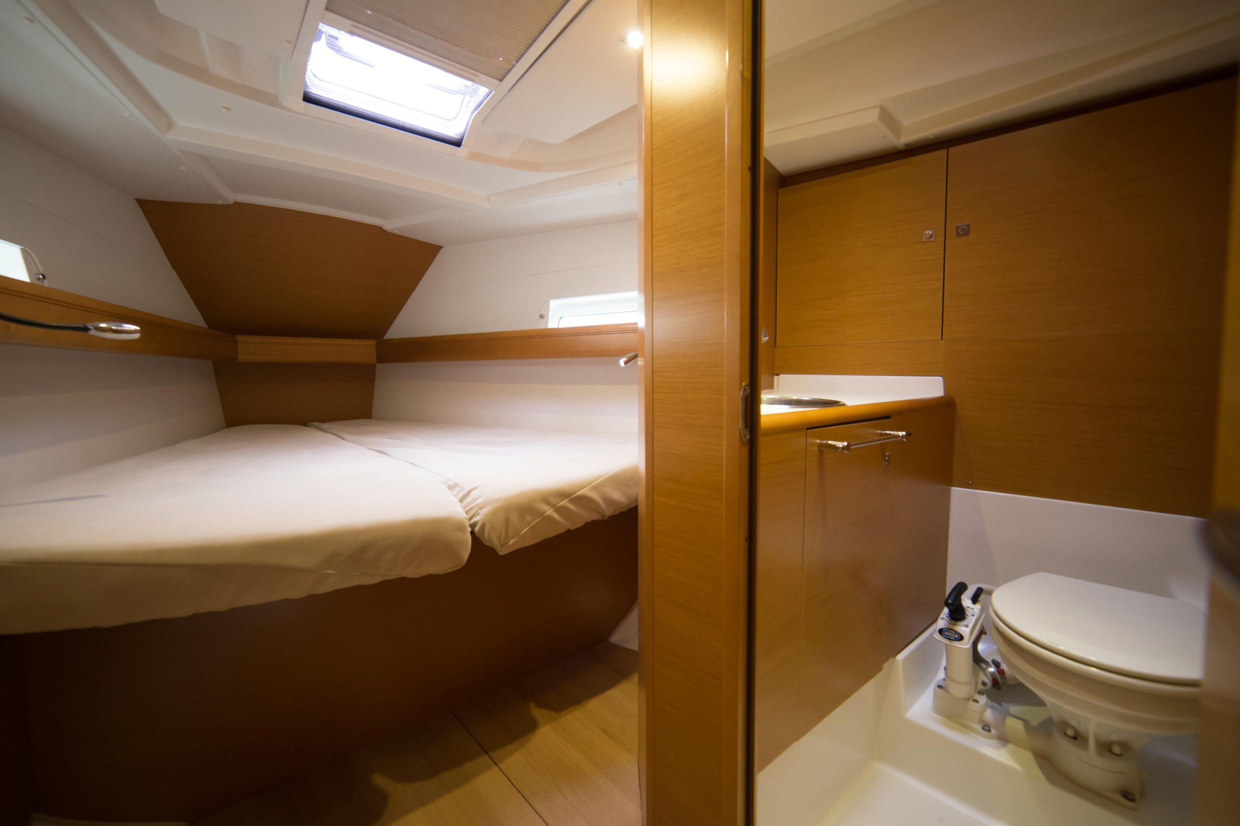 Photo #46 - Sun Odyssey 409 (Leonidas) in Athens - 20975