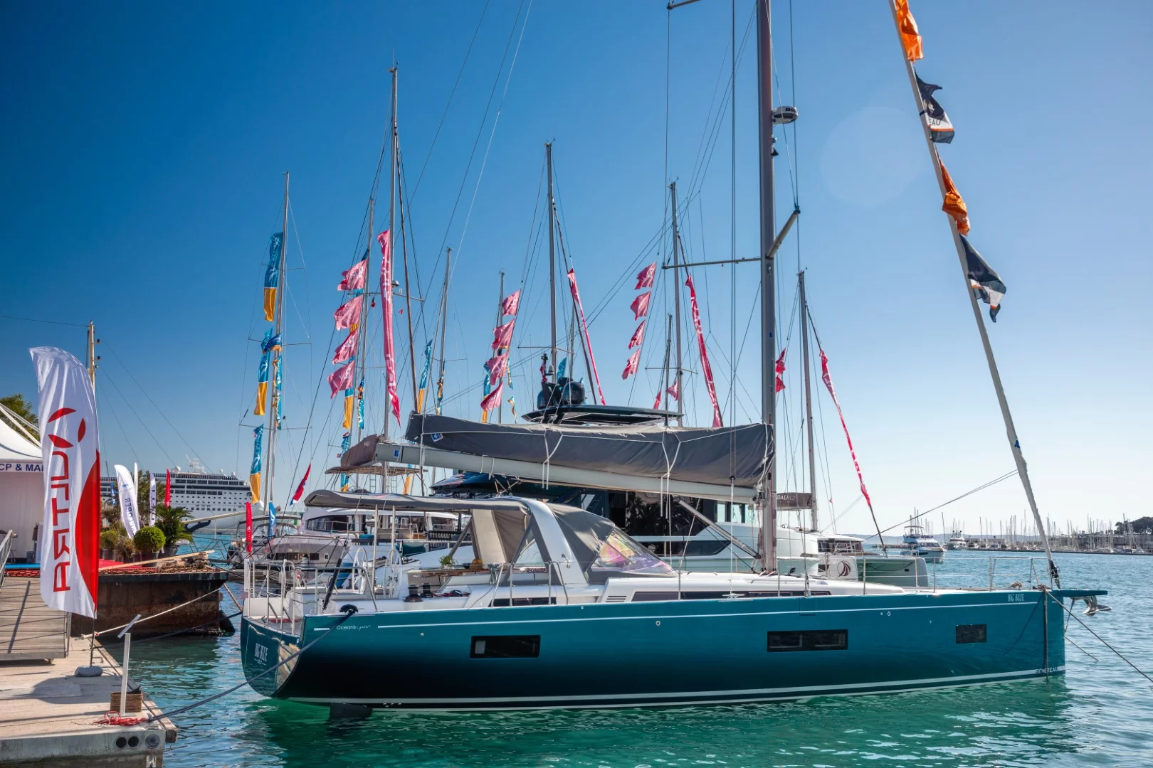 Oceanis Yacht 54 (BIG BLUE)  - 16