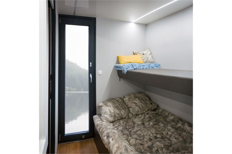 Photo #19 - Campi 300 (Campi 300 V) en Brandebourg - 21571