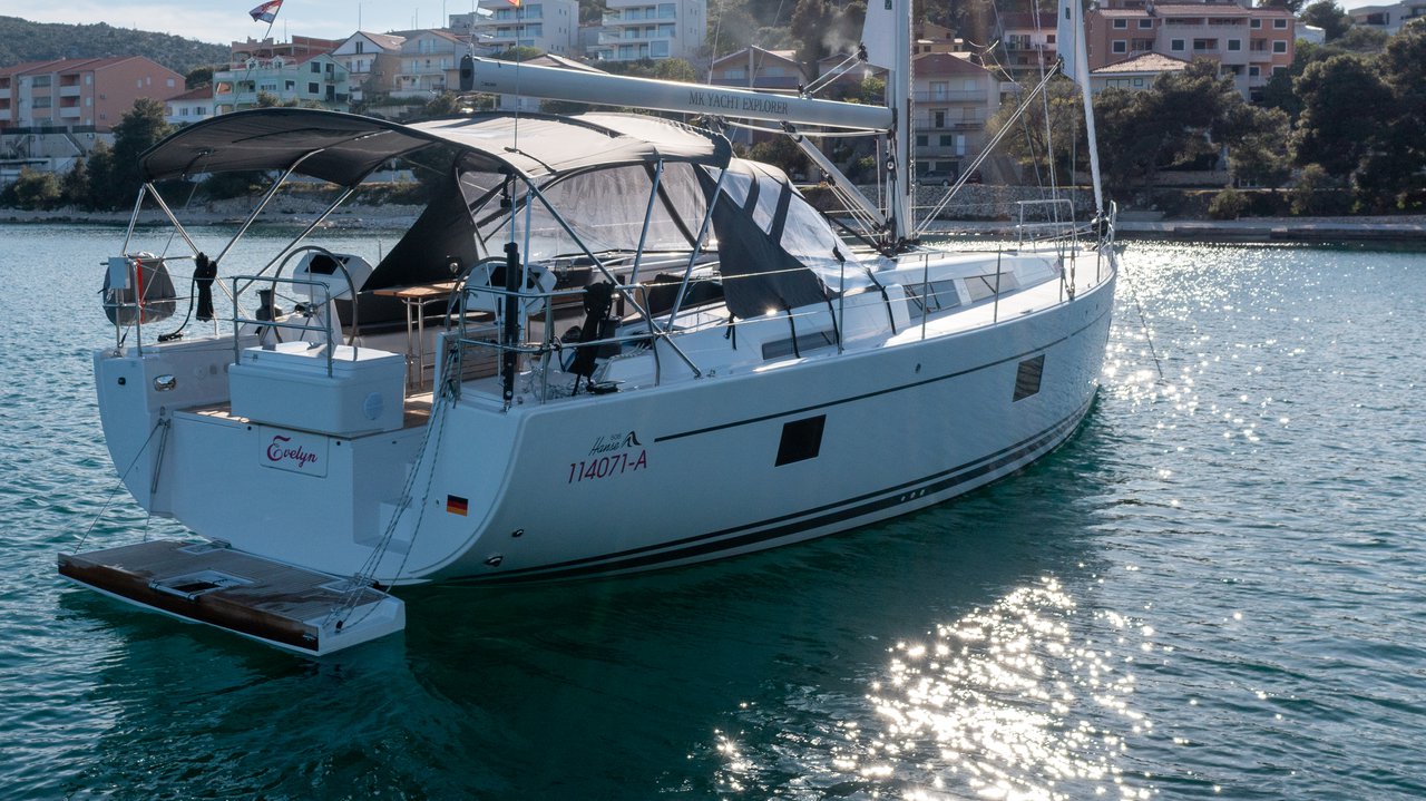 Photo #14 - Hanse 508 (Evelyn) in Trogir - 16769