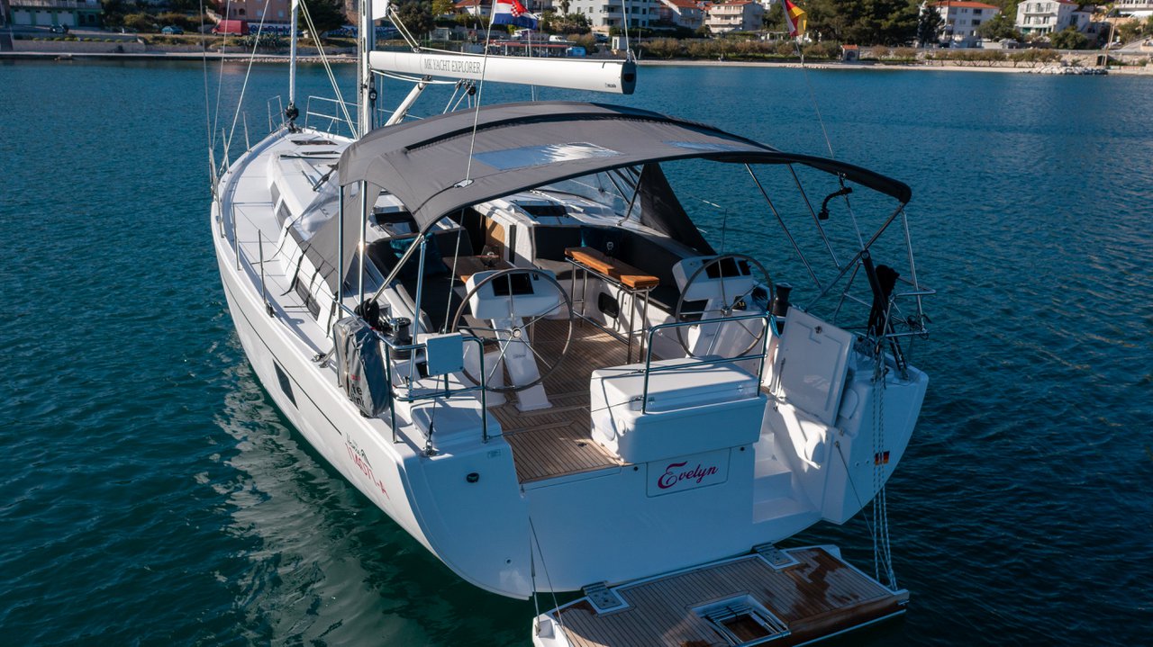 Photo #7 - Hanse 508 (Evelyn) in Trogir - 16769