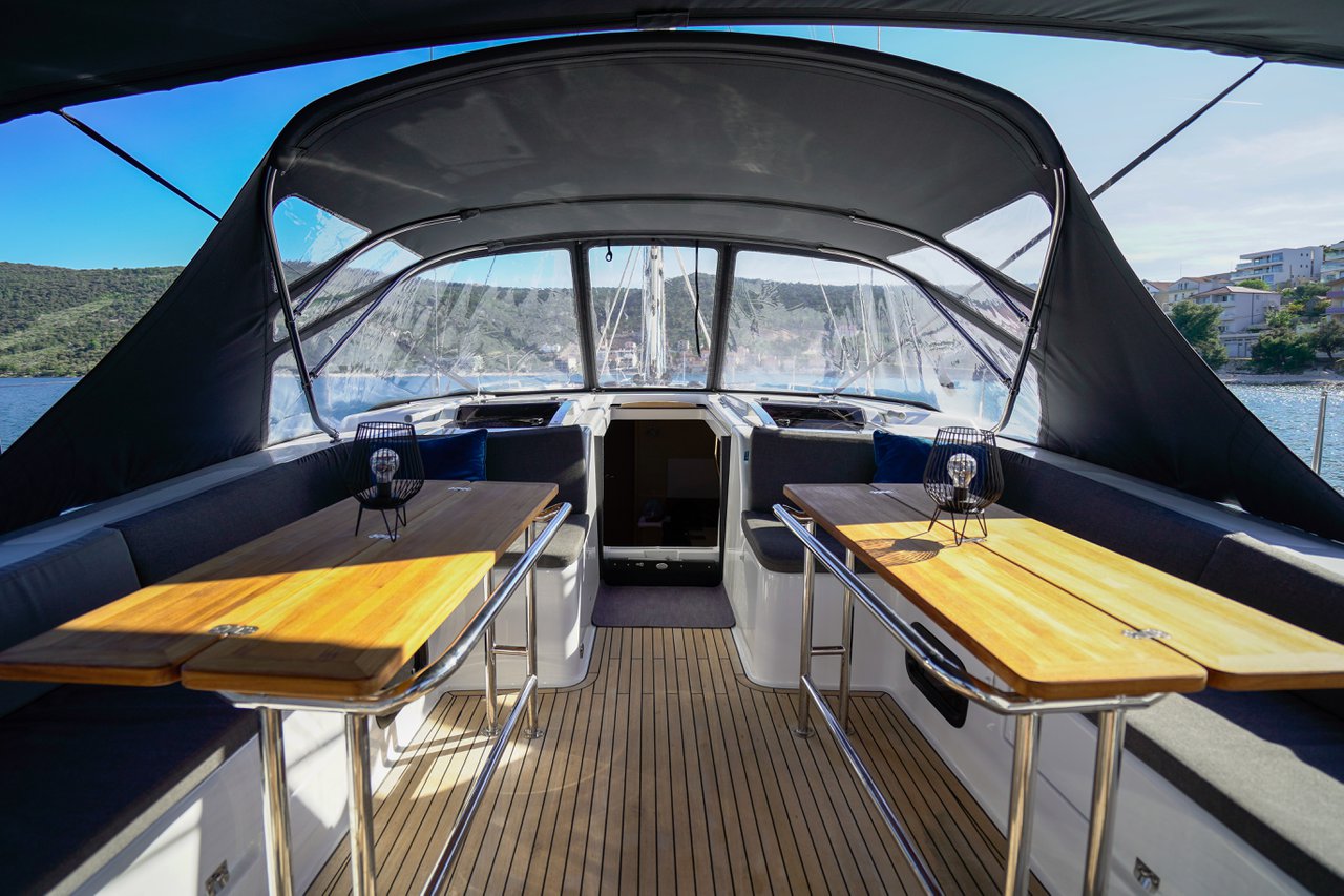 Photo #8 - Hanse 508 (Evelyn) in Trogir - 16769
