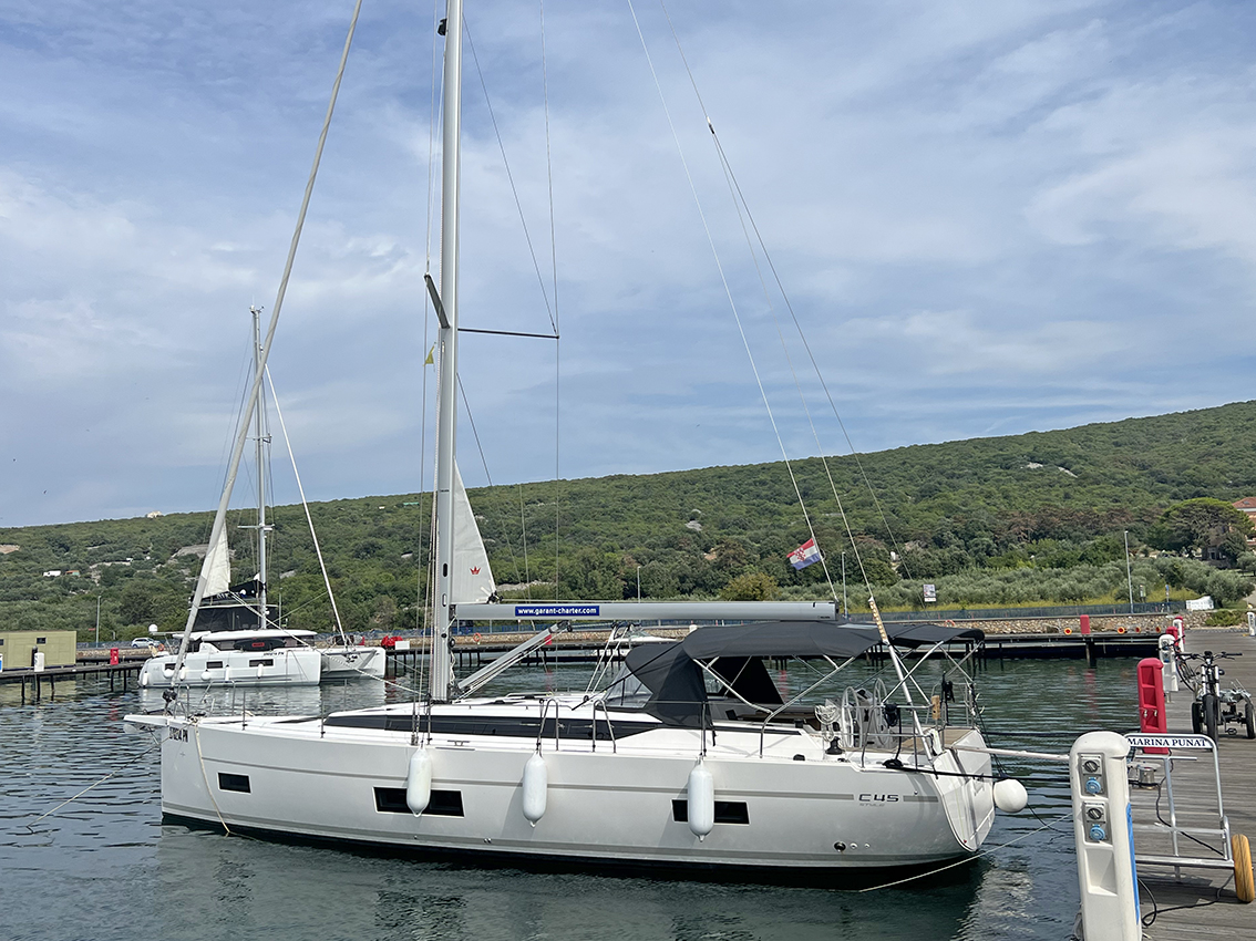 Photo #18 - Bavaria C45 Style (SUNNY) in Krk - 21626
