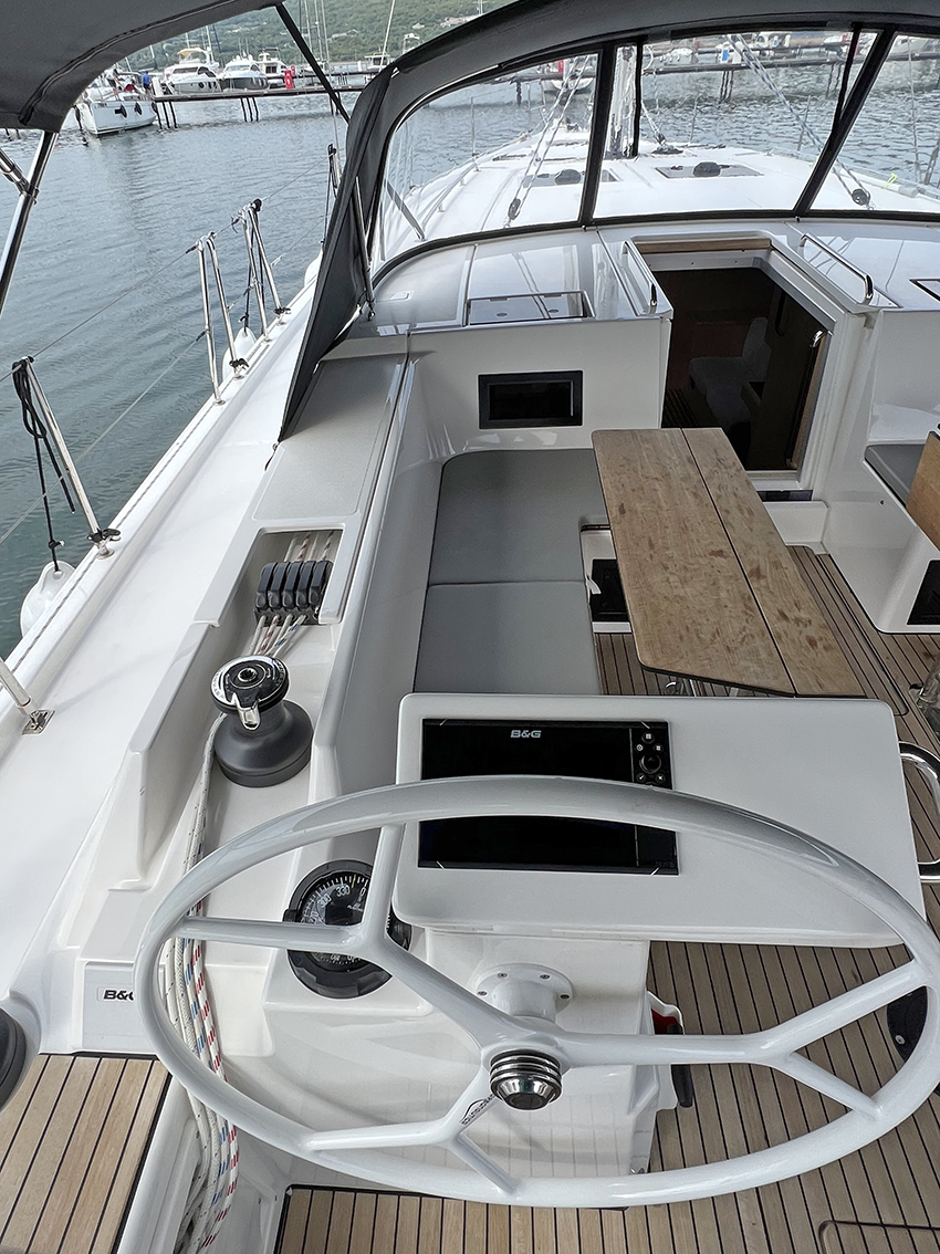 Photo #8 - Bavaria C45 Style (SUNNY) in Krk - 21626