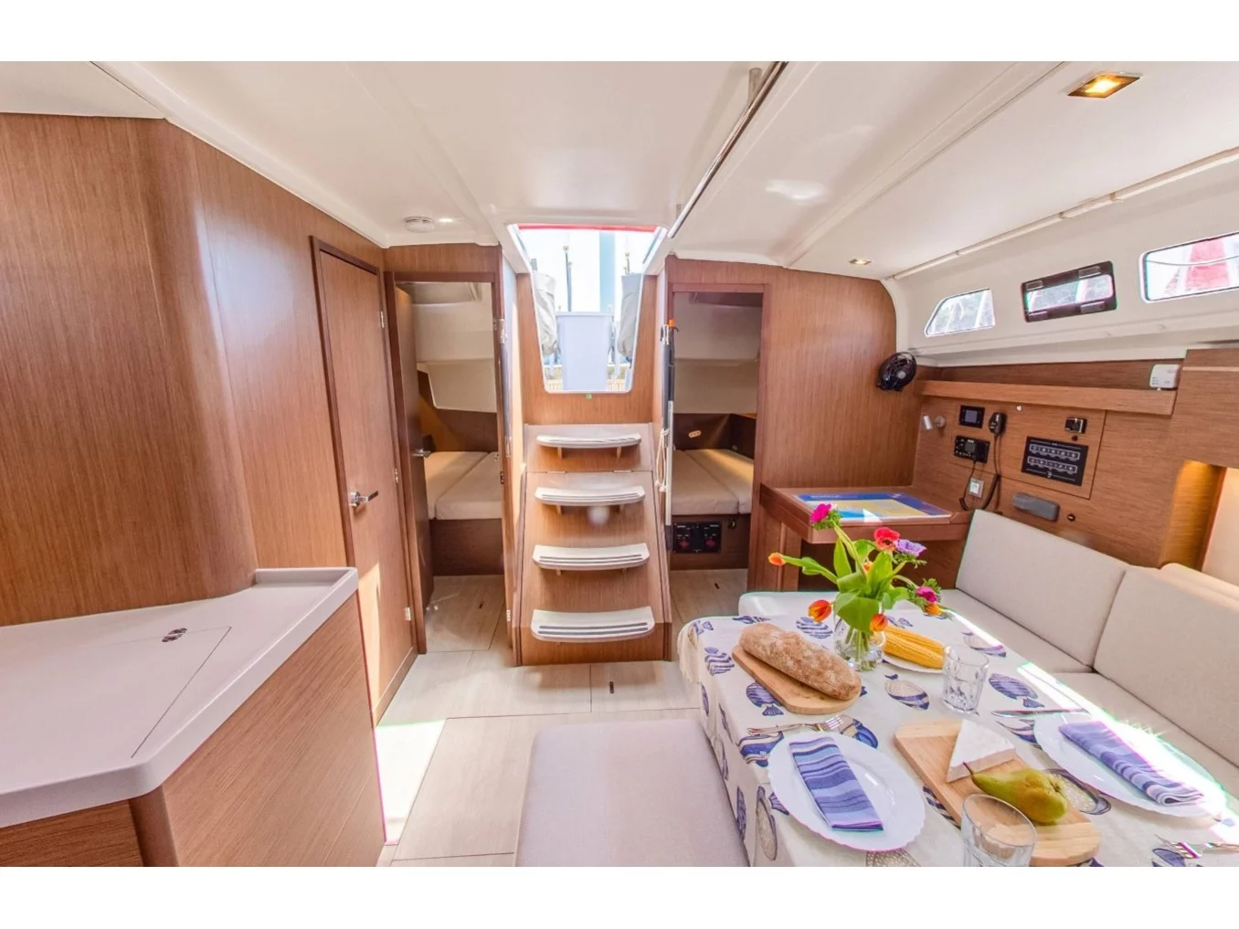 Oceanis 40.1 - 4 cab (STARLIGHT) Interior image - 3