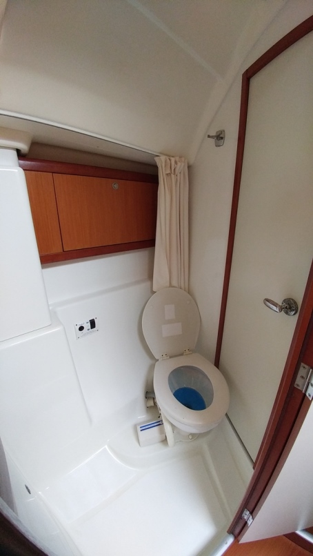 Photo #28 - Oceanis 43 (Beluga) en Eleusis - 21653