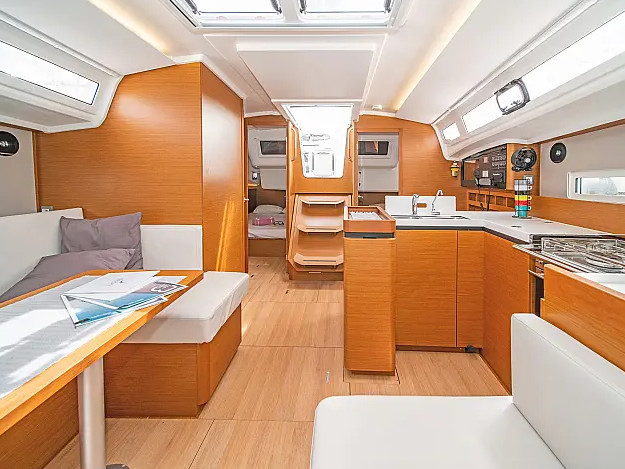 Photo #9 - Sun Odyssey 410 (Naias) en Corfú - 21659