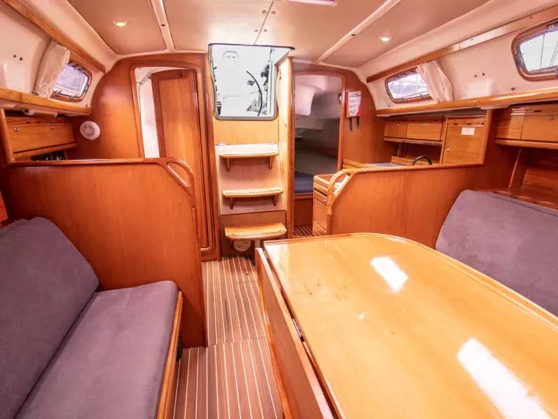 Bavaria 33 (Sea Sail 2) Interior image - 2