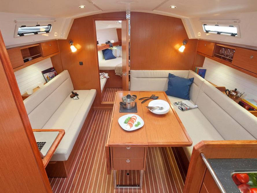 Interior image - 1