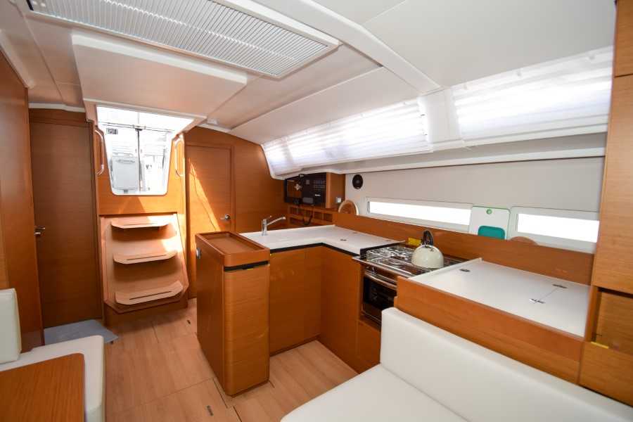 Photo #38 - Sun Odyssey 410 (Sky Ela) in Marmaris - 18786