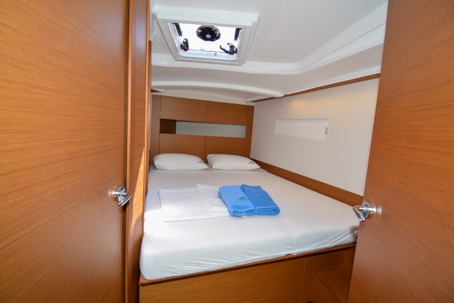 Photo #29 - Sun Odyssey 410 (Sky Ela) in Marmaris - 18786