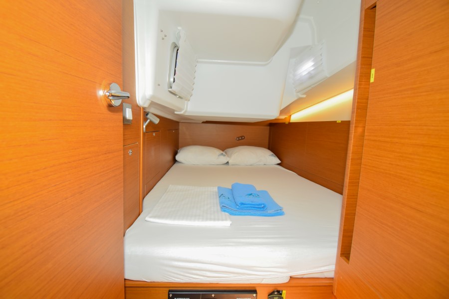 Photo #37 - Sun Odyssey 410 (Sky Ela) in Marmaris - 18786
