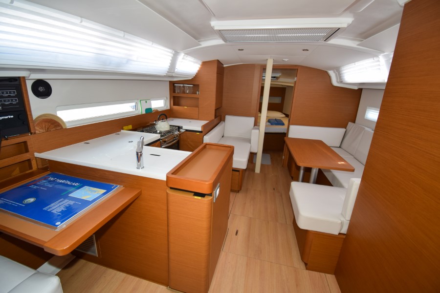 Photo #26 - Sun Odyssey 410 (Sky Ela) in Marmaris - 18786