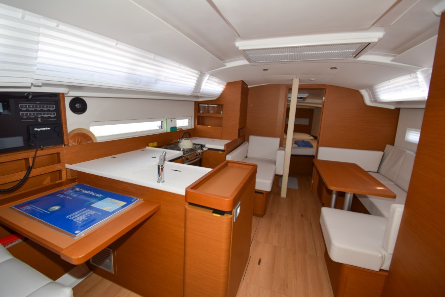 Photo #18 - Sun Odyssey 410 (Sky Ela) in Marmaris - 18786