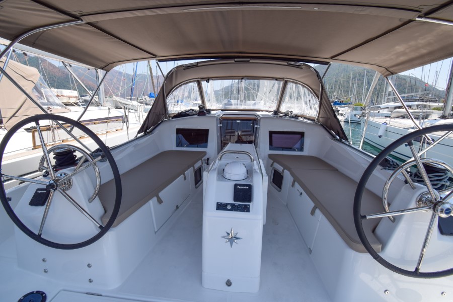 Photo #16 - Sun Odyssey 410 (Sky Ela) in Marmaris - 18786