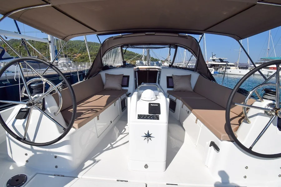 Photo #11 - Sun Odyssey 410 (Sky Asya) en Marmaris - 18785