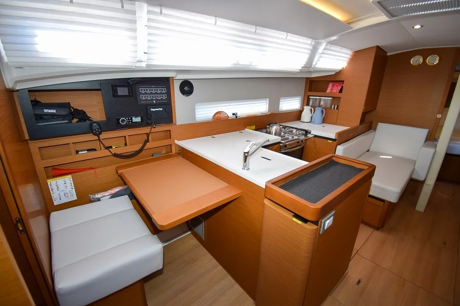 Photo #14 - Sun Odyssey 410 (Sky Asya) en Marmaris - 18785