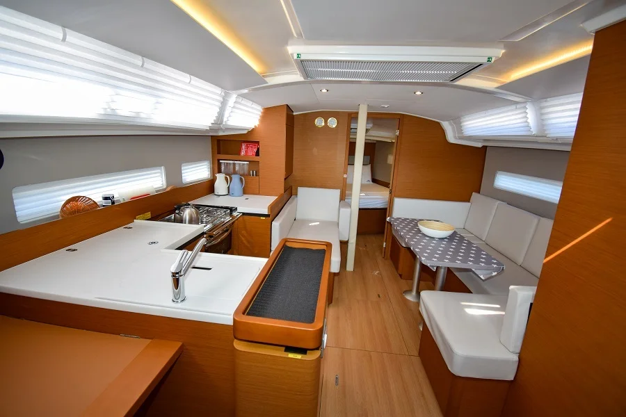Photo #6 - Sun Odyssey 410 (Sky Asya) en Marmaris - 18785