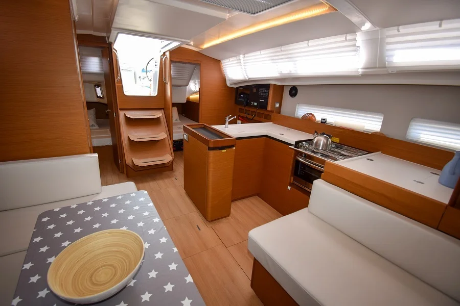 Photo #9 - Sun Odyssey 410 (Sky Asya) en Marmaris - 18785