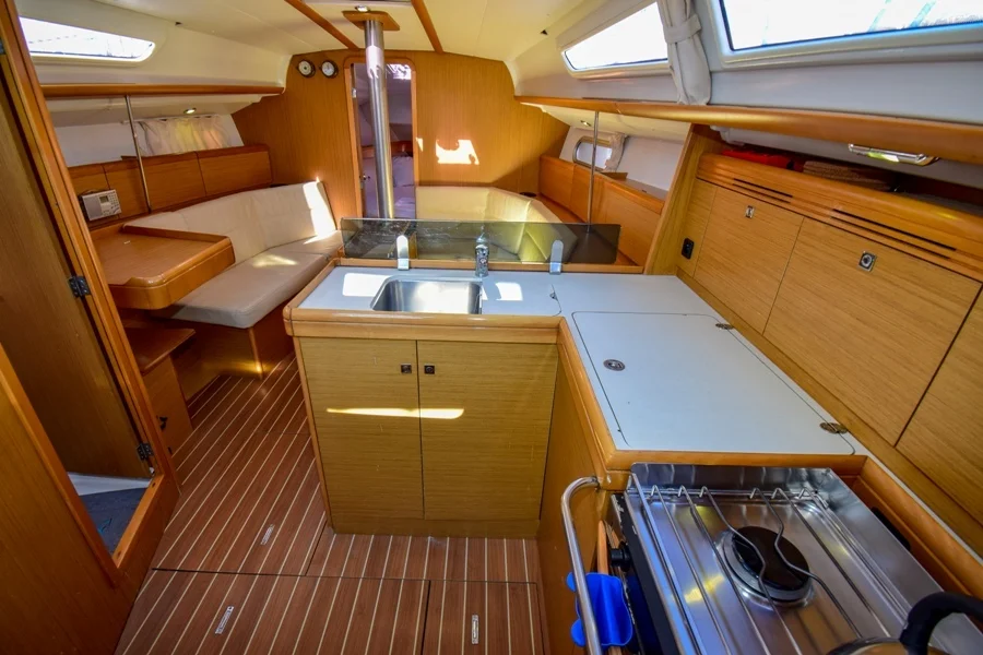 Photo #16 - Sun Odyssey 36i (Schnecke) en Marmaris - 18721