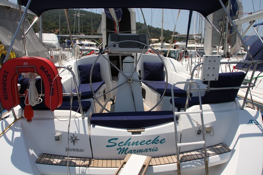 Photo #8 - Sun Odyssey 36i (Schnecke) en Marmaris - 18721