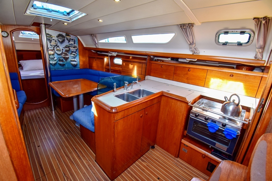 Photo #17 - Sun Odyssey 37 (Kacamak) en Marmaris - 23780