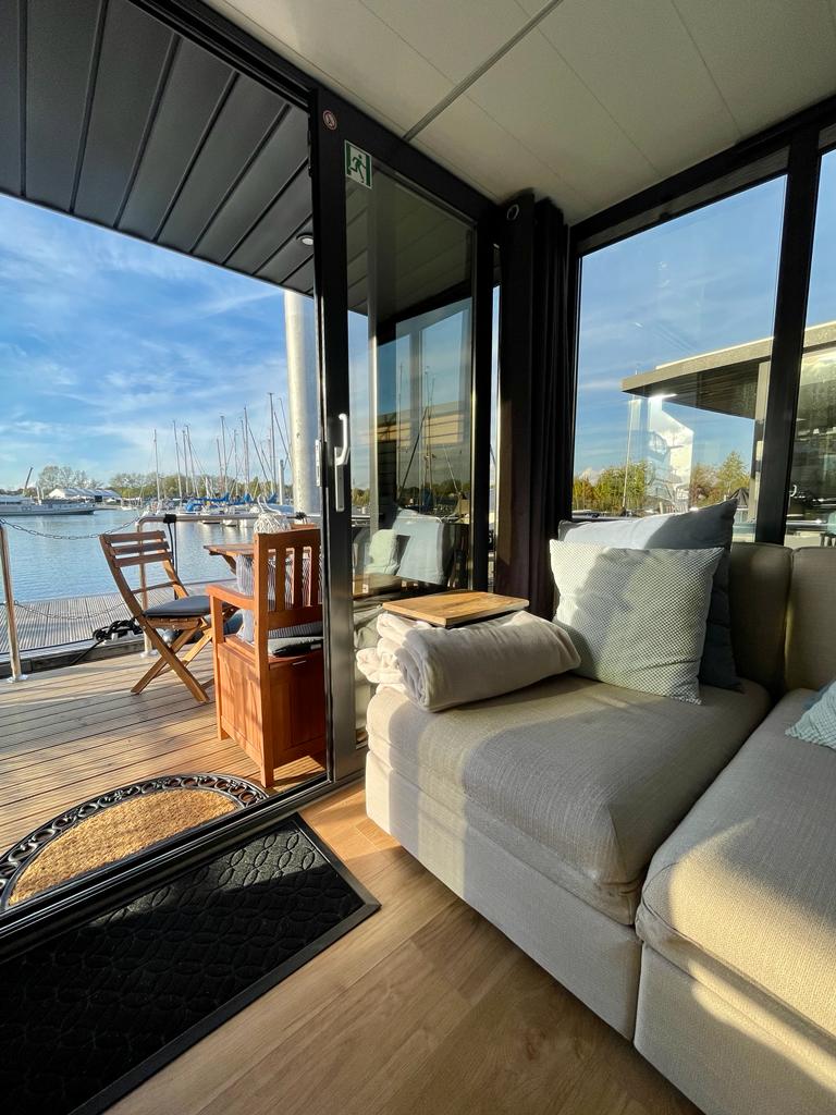 Photo #9 - Houseboat (La Marre Plus & Lamre M) (Hamburg) in Kinrooi - 21760