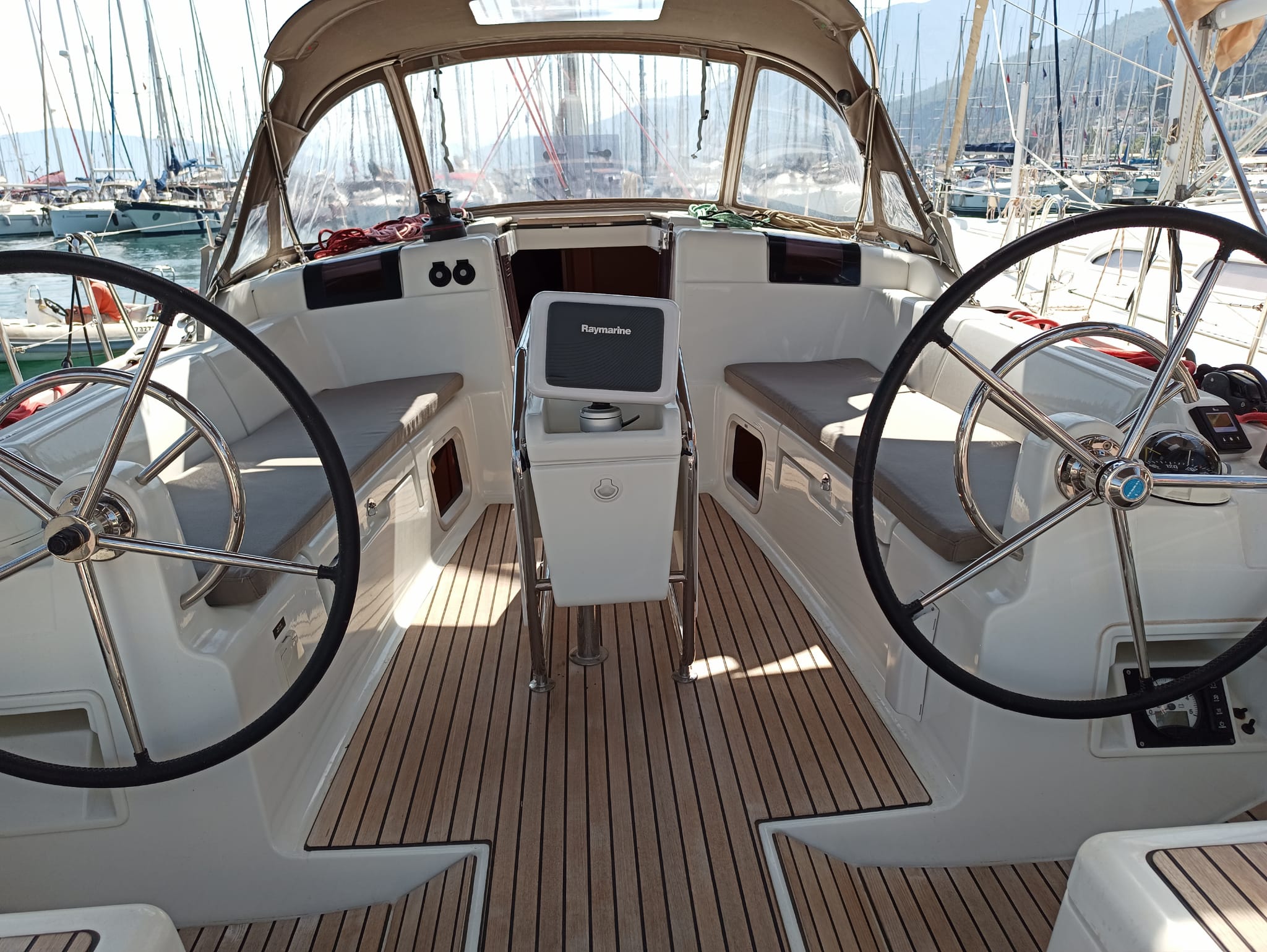 Photo #23 - Sun Odyssey 419 (Foxy) en Fethiye - 21773