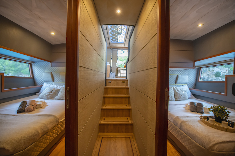 Photo #21 - Motoryacht - Golden Blue (Golden Blue) in Fethiye - 21782