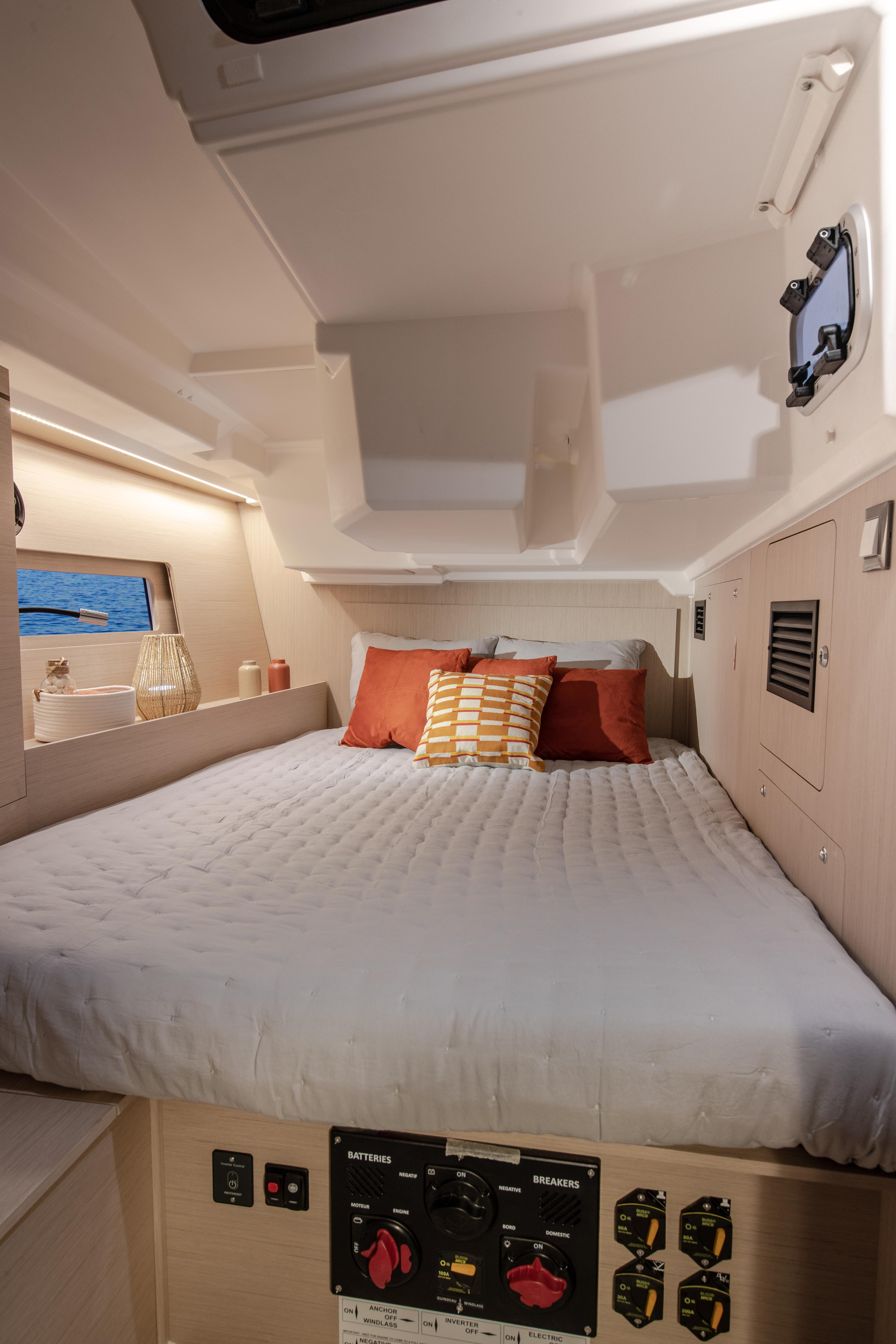 Photo #8 - Oceanis 46 () in Marina - 16695