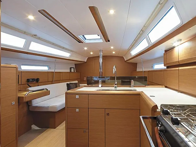 Photo #6 - Sun Odyssey 389 () en Lefkada - 10338