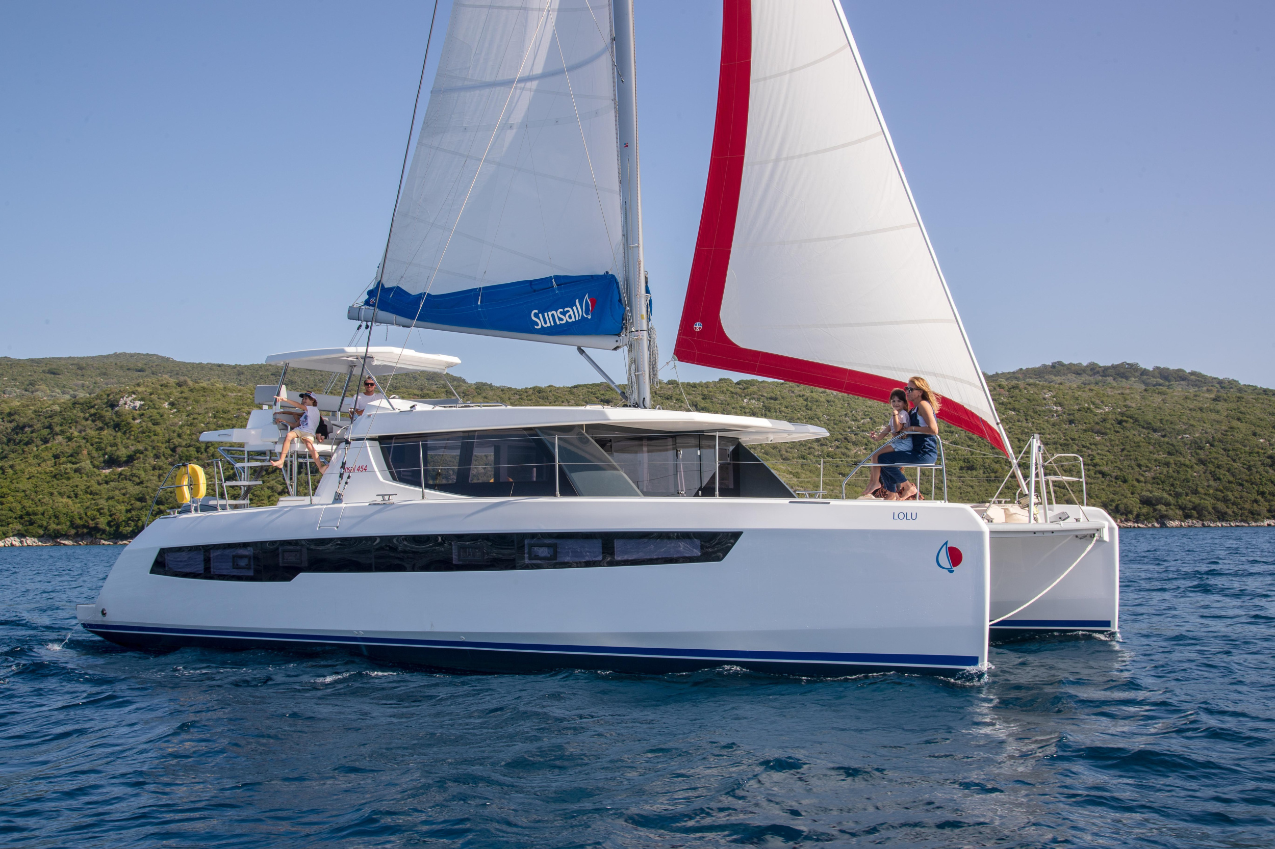 Photo #14 - Leopard 45 () in English Harbour - 13276
